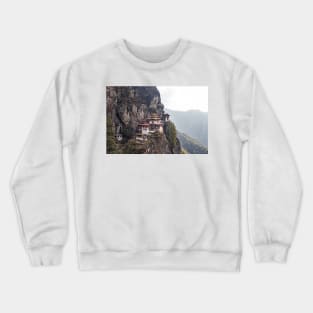 Tigers Nest monastery< Bhutan Crewneck Sweatshirt